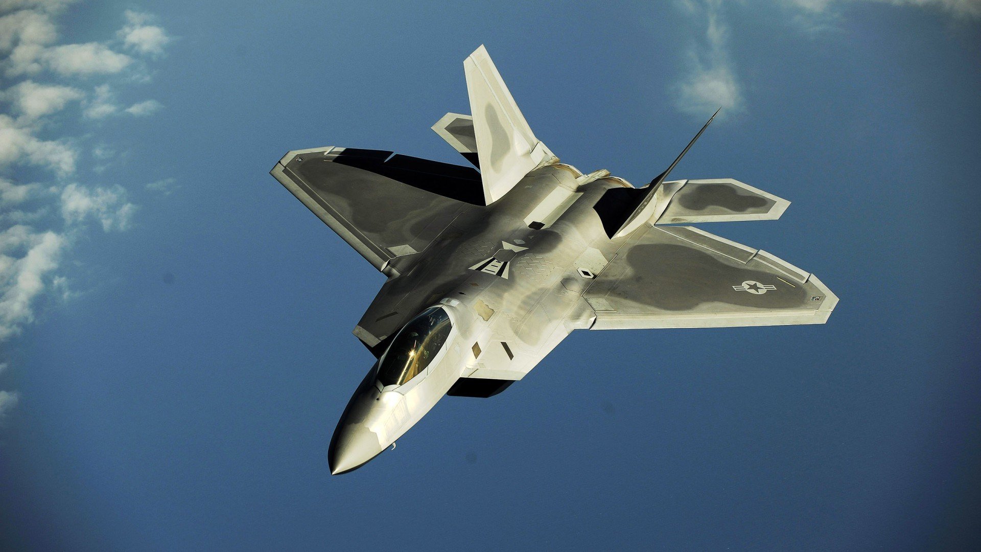 爱游戏娱乐-绝境英雄，从吉林到密尔沃基，利拉德时刻与热火的胜利交响曲